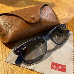 EUC Navy Wayfarer Ray-Bans